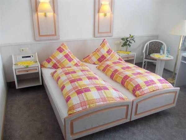 Hotel Schnarr Целле Екстер'єр фото